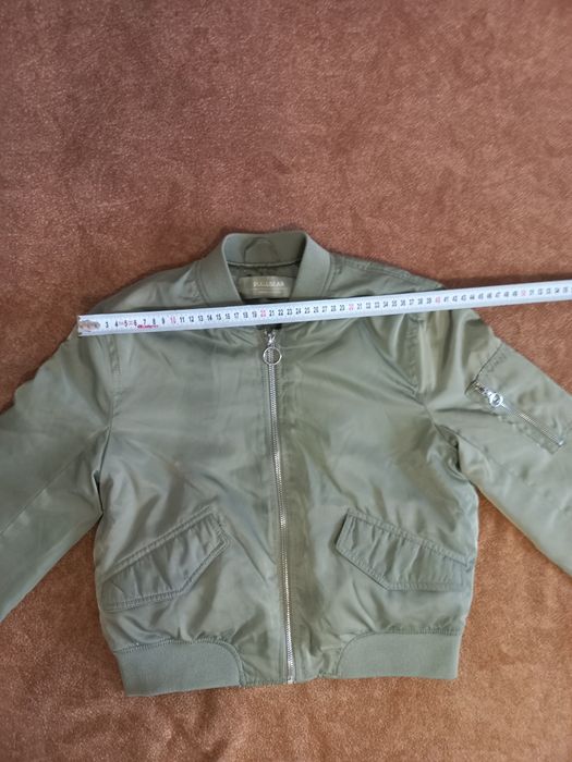 Куртка жіноча  .