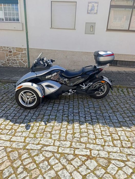 Bombardier CAN AM