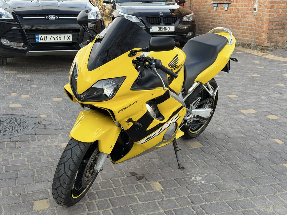 Honda CBR F4I з Європи в продажу розмитнений kawasaki suzuki honda hornet gsr r6r1 gsxr z750 zx6r zx10 600rr cbr gsx katana bmw мотоцикл