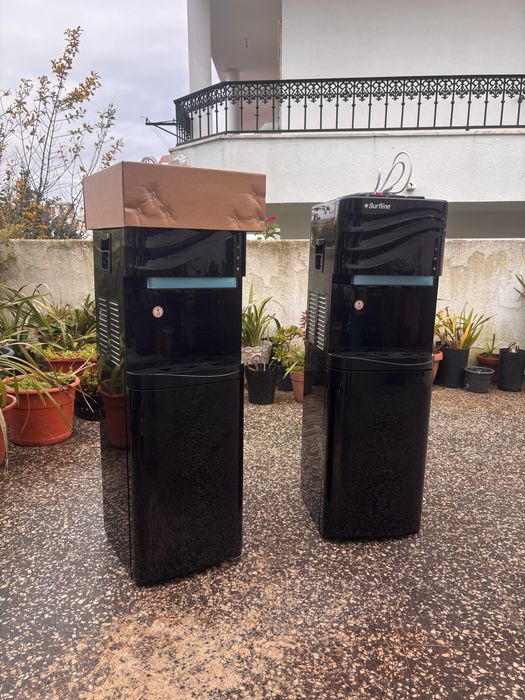 Fonte de água garrafão