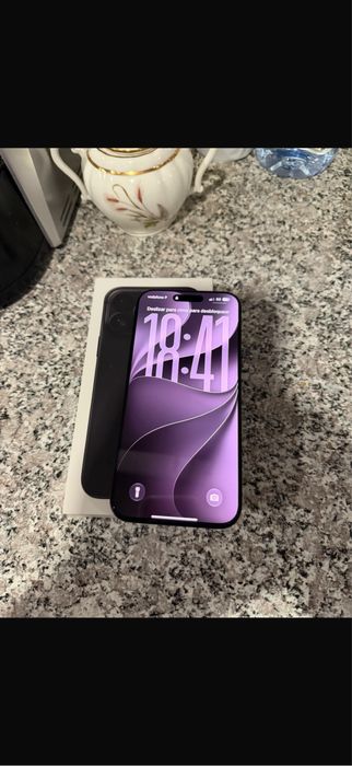 Iphone 18 pro max  256 gigas imaculado, aceito retomas