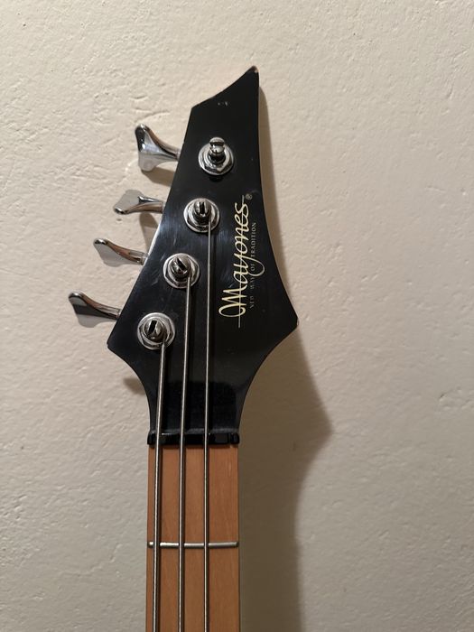 Gitara basowa mayones