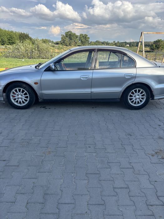 Mitsubishi Galant 8 с мотором 2.4 V6