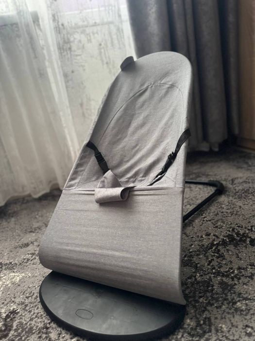 Шезлонг дитячий