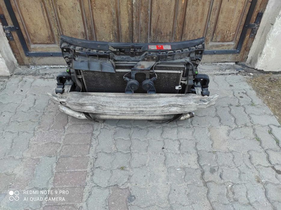 Audi A6 C6 pas przedni wzmocnienie czołowe 2.0 TDI belka wentylator