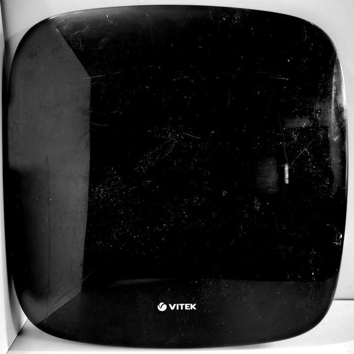 Весы напольные Vitek VT-1979 Black на запчасти!