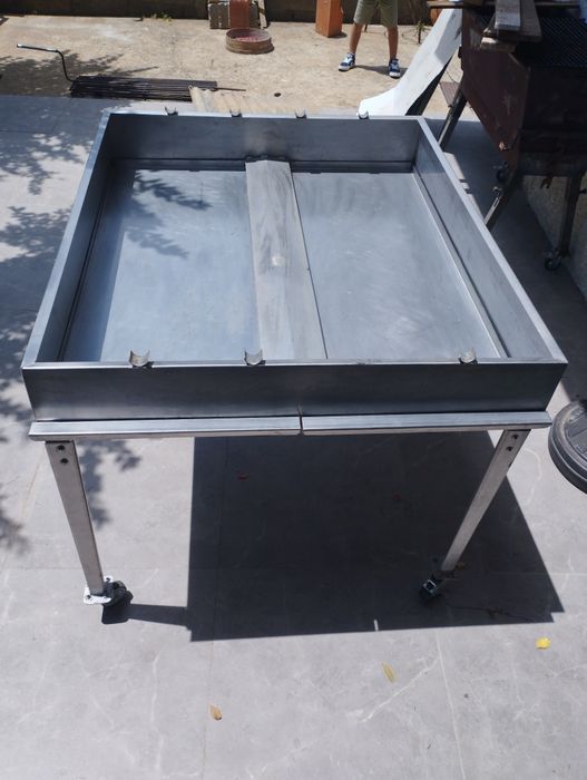 Bancada em Inox com gavetas