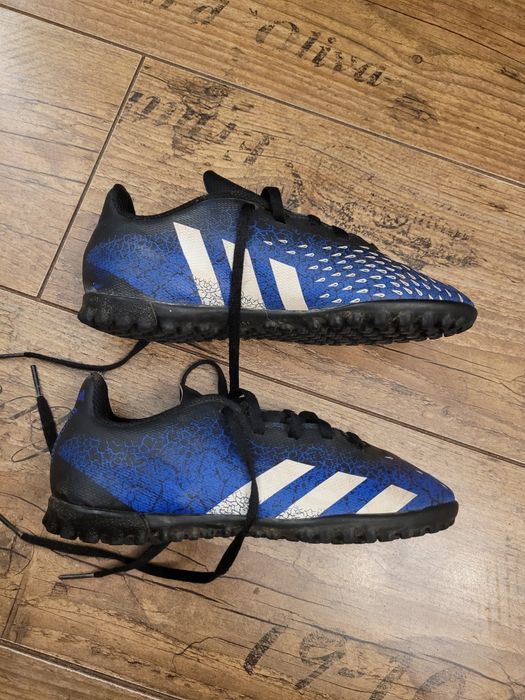 Turfy adidas predator 33