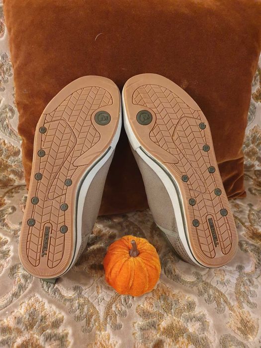 stylowe sneakersy Merrell