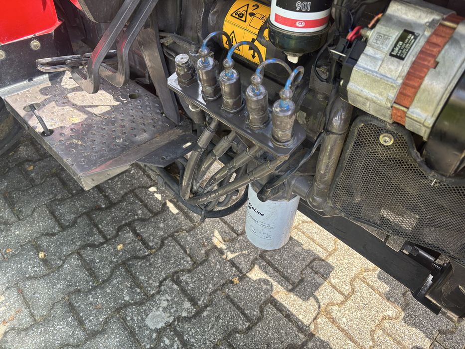 Trator Massey Ferguson 354V c/ inversor