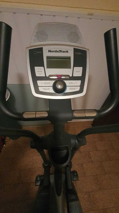 Elíptica NORDICTRACK bom estado, vários programas.