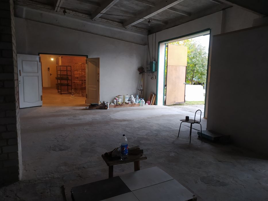 Оренда приміщення 140-280 м. В Муроване.