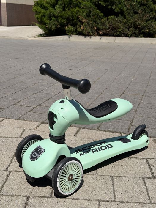 Scoot and ride plus kask