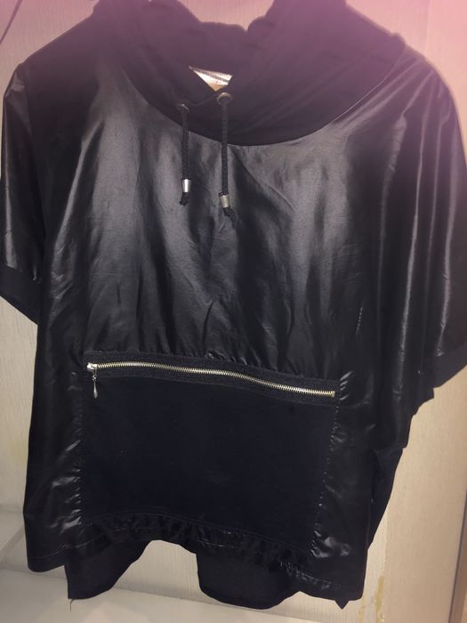 Продам стильну блузу