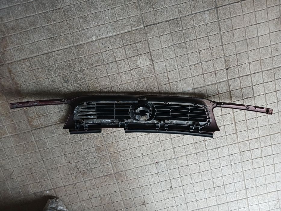 Grelha opel astra f