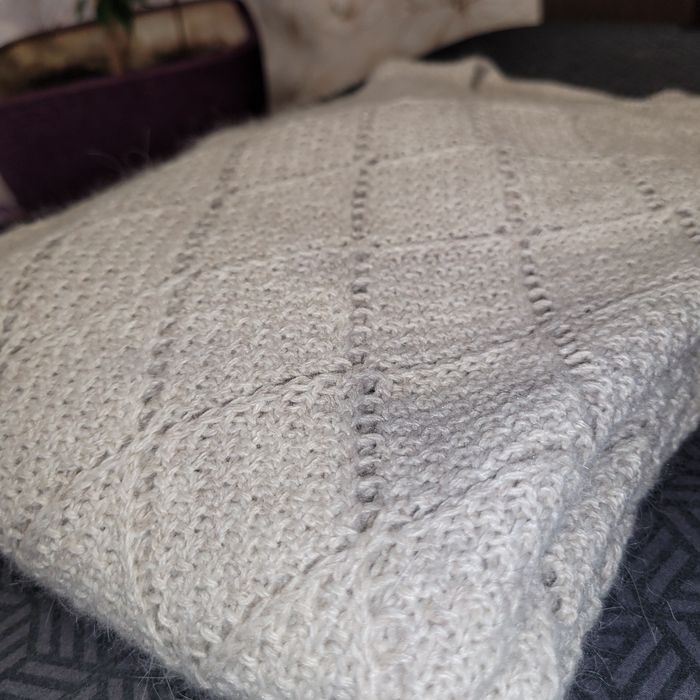 Свитер ангоровый