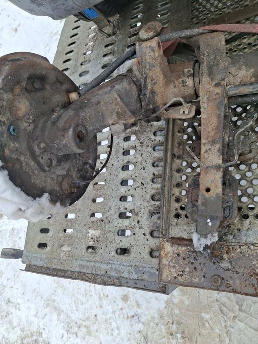 Балка Сітроен Берлінго