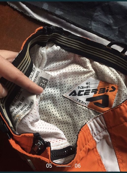 Fato motocross em bom estado