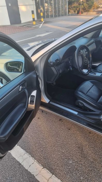 Mercedes C220 versao Avantgard 150cv ano 2095