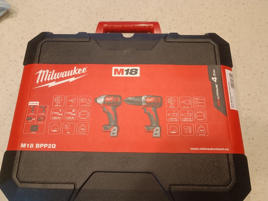Milwaukee M18 BPP2Q-402C Twin Pack