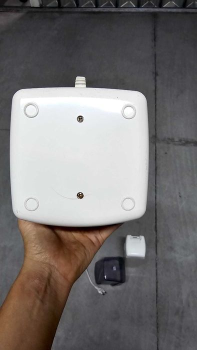 Iogurteira Eléctrica – Recipiente de 1 Litro com Tampa