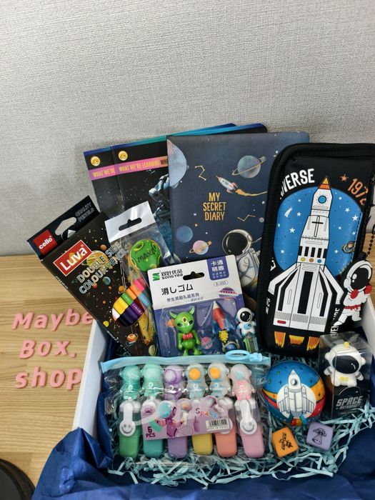 Подарунковий бокс "Космічний 1".  Космос