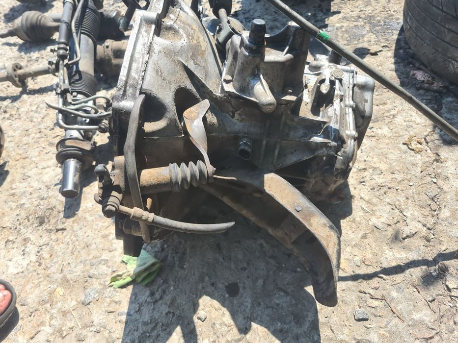 КПП F16, Daewoo Lanos, Nexia, Espero 1.5 8V, 1.5 16V, 2.0 8V, 90375354