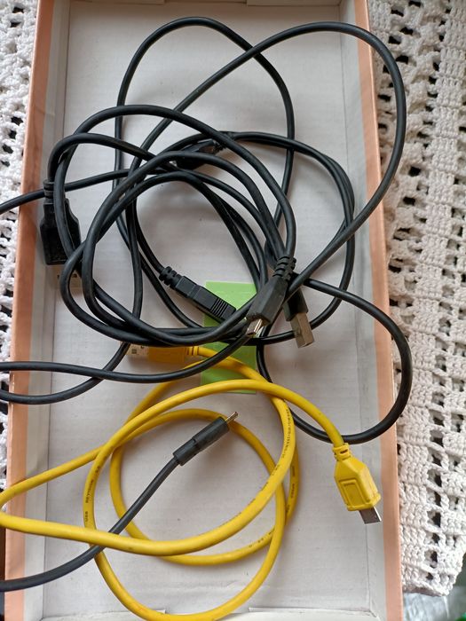 Various USB Cables64552917718658121