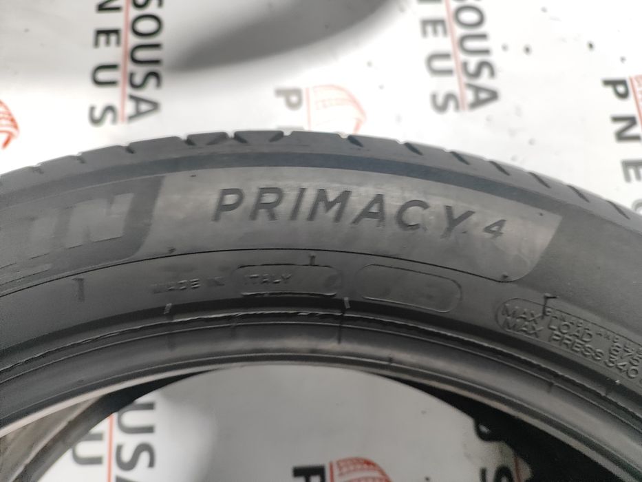 2 pneus semi novos 235-50R19  103V Oferta dos Portes