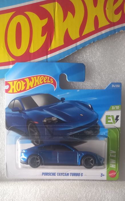 Porsche Taycan turbo S hot wheels