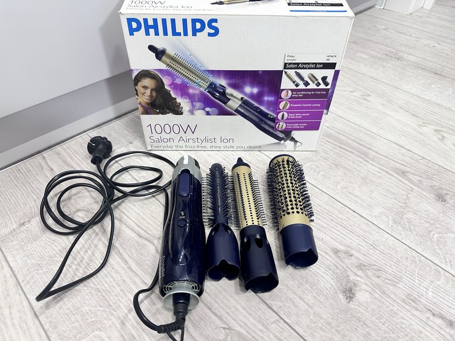 Фен-щітка Philips HP 4674/00