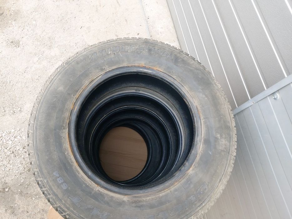 Bridgestone Dueler h/t 684 205/70R15