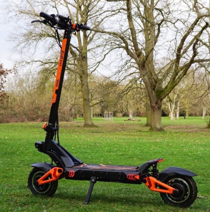 Hulajnoga elektryczna  KuKirin G3 Pro / Kugoo Kirin / 2025/3000W/70KM