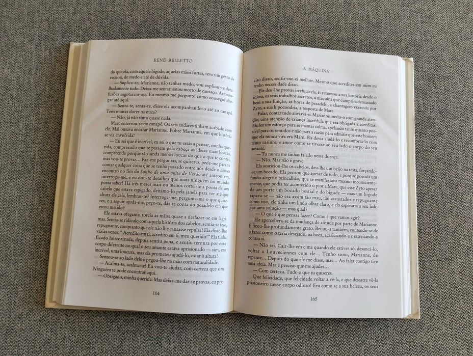 Livro "A máquina" de René Belletto