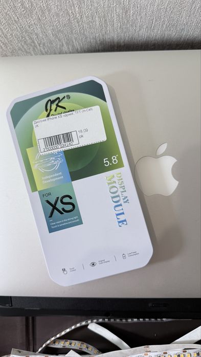 Продам екран iPhone XS
