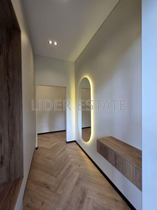 Продаж елітного будинку Червениця