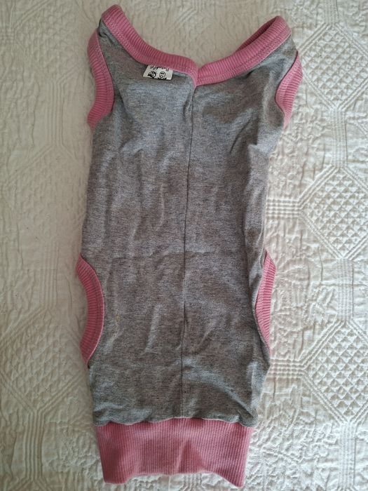 Roupa para cão pequeno 32cm  Portes Incluídos