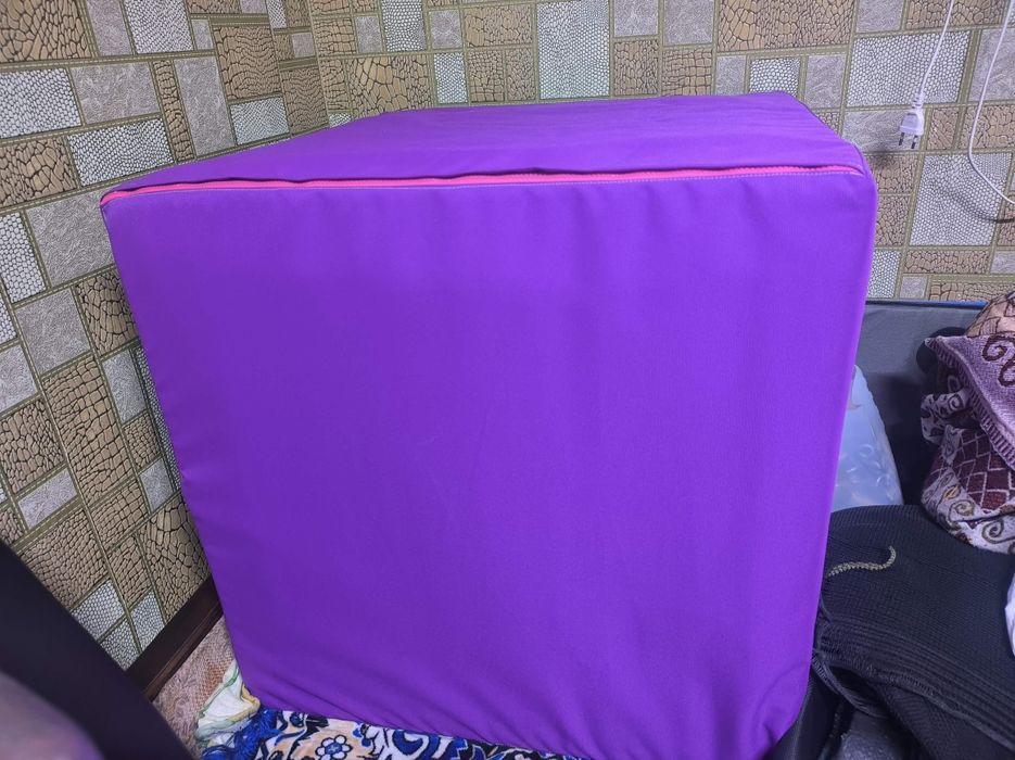 Куб,по типу крісло мішок