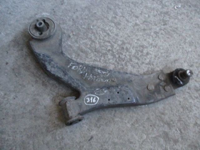 Braço de suspensão frente esquerdo FORD Mondeo III Carrinha (BWY)