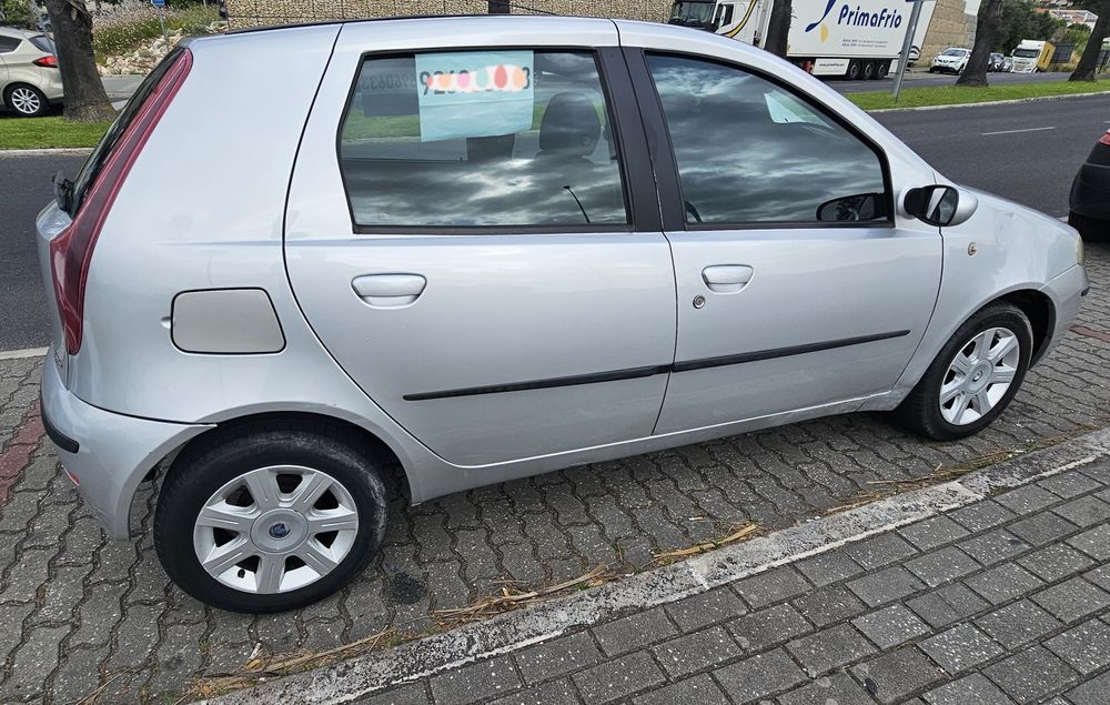 Fiat Punto 1.3 Multijet (2007) – 5 Portas – AC - Muito Económico