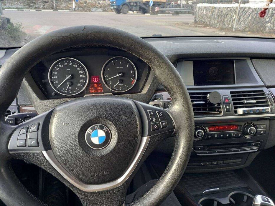 Продам BMW X5 IxDrive 2007 год
