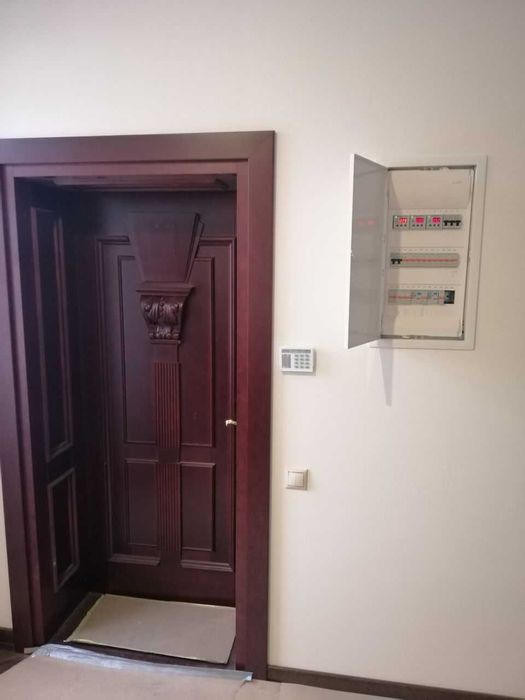Клубний будинок біля парку Шевченка