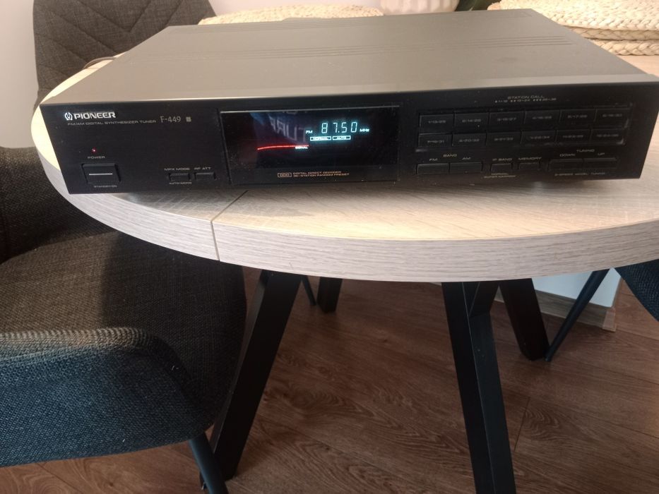 Tuner Pioneer F-449