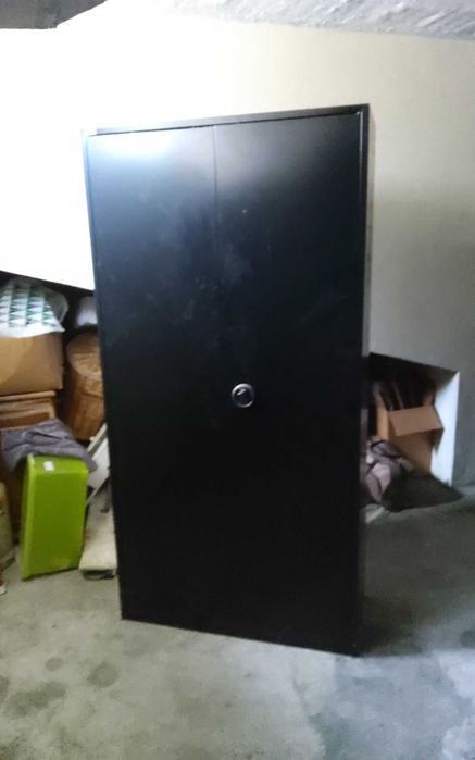 Armario de escritorio metalico