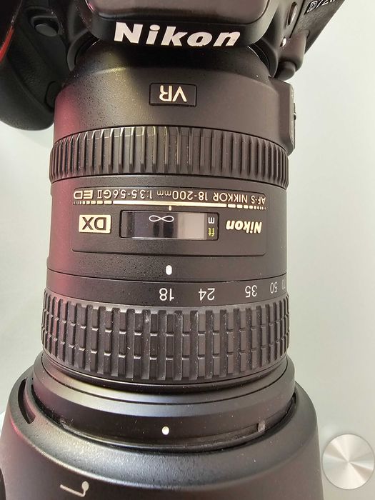 Фотоапарат Nikon D7200