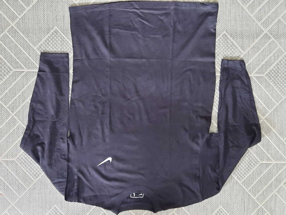 Koszulka z dlugim rekawem Nike czarna rozmiar L_nowa