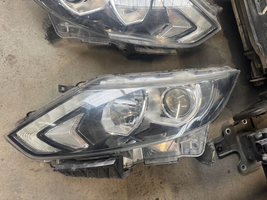 Nissan Qashqai II J11 1.2B Przód Kompletny Z11