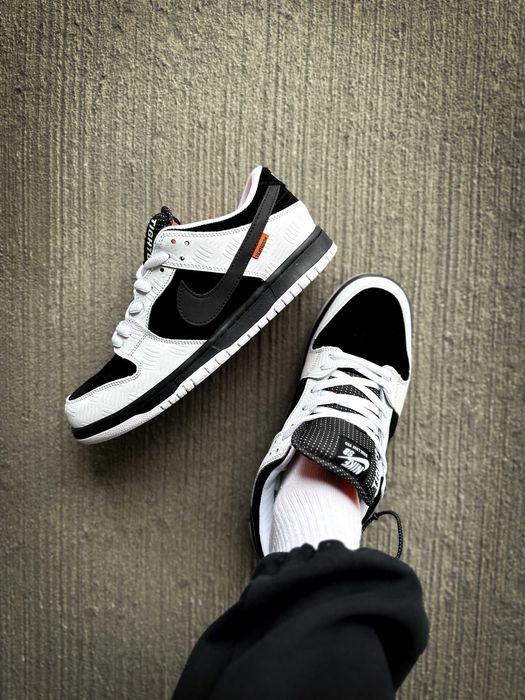 ЛЬВІВ | Nike SB x TIGHTBOOTH Dunk Low Pro Black White 41-45