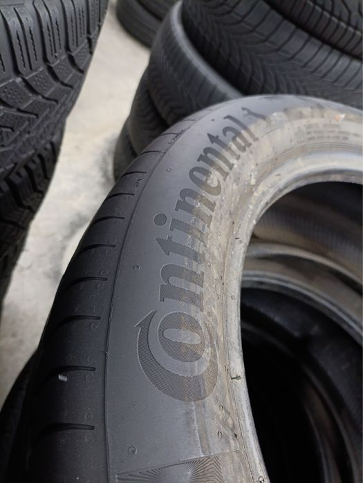 Пара літньої гуми 225/50/18 Continental