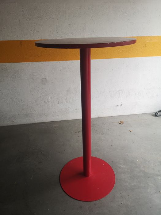 Mesa alta de bar